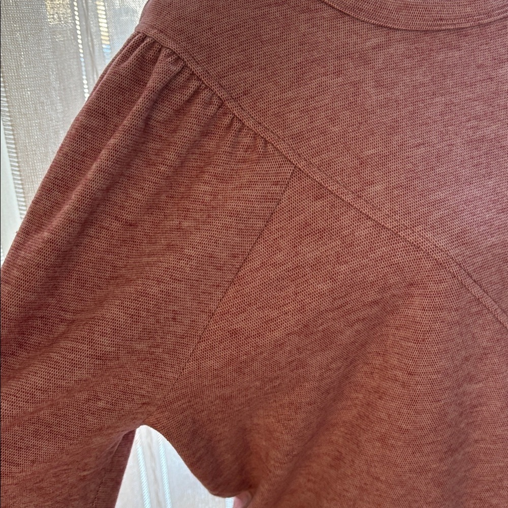 Evereve Kylar pleated sleeve pullover long sleeve sweatshirt rose pink soft - Picture 6 of 16